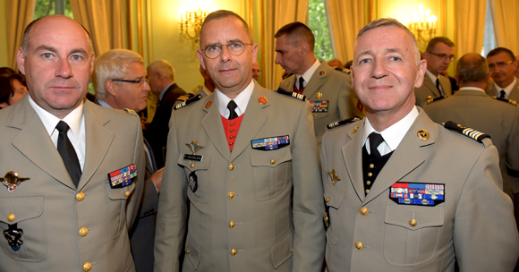 44. Le Général Olivier Salaün, le Lieutenant-colonel Philippe Hinterlang et le Lieutenant-colonel Philippe de Cussac 