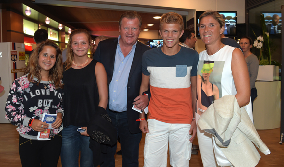 22. Marie Trompille, Maitre Xavier Ginon, son épouse Cécile, leurs enfants Sixtine et Etienne