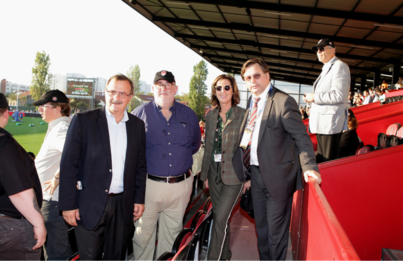 16. Jean-François Carenco, Préfet de région Rhône-Alpes, Daniel Avis, président de la Matmut, Jacqueline Ginon et Franck Isaac-Sibille (LOU Rugby) 