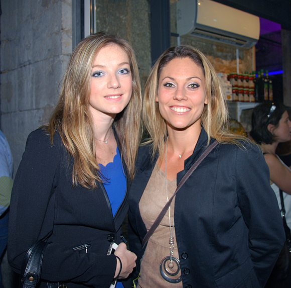 22. Laurine et Charlotte