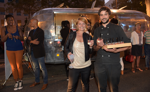 24. Stéphanie Ayrolles (SZAG) et Mickaël Giron, le chef de l’amuse bouche 