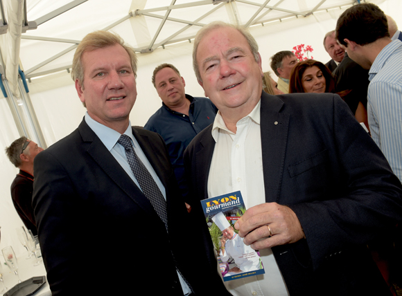 27. Marc Bechet (Rhône-Alpes Tourisme) et Daniel Paraire, président de la CCI Nord-Isère