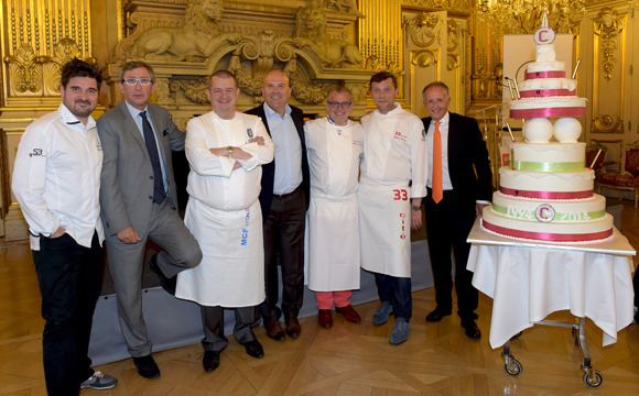 22. Les Toques Blanches, Bernard Reybier (Fermod), Bruno Bonnell, président de Robopolis et Eric Vernusse , président du club de la Com