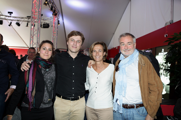 2. Margaux Manent, Arnaud Achard, notaire, Caroline Courtiade, présidente de la Chambre des Notaires du Rhône et Michel Manent, directeur général du Cridon Lyon 