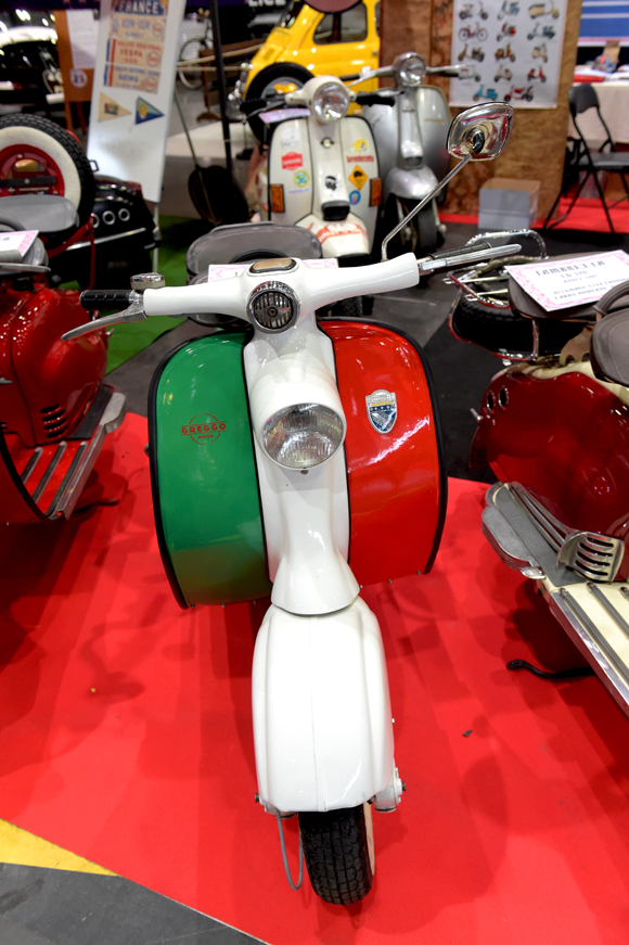 35. Vespa 