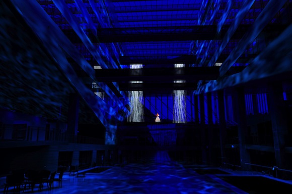 4. Hôtel de Région - Cathédrale d'eau et de lumière 