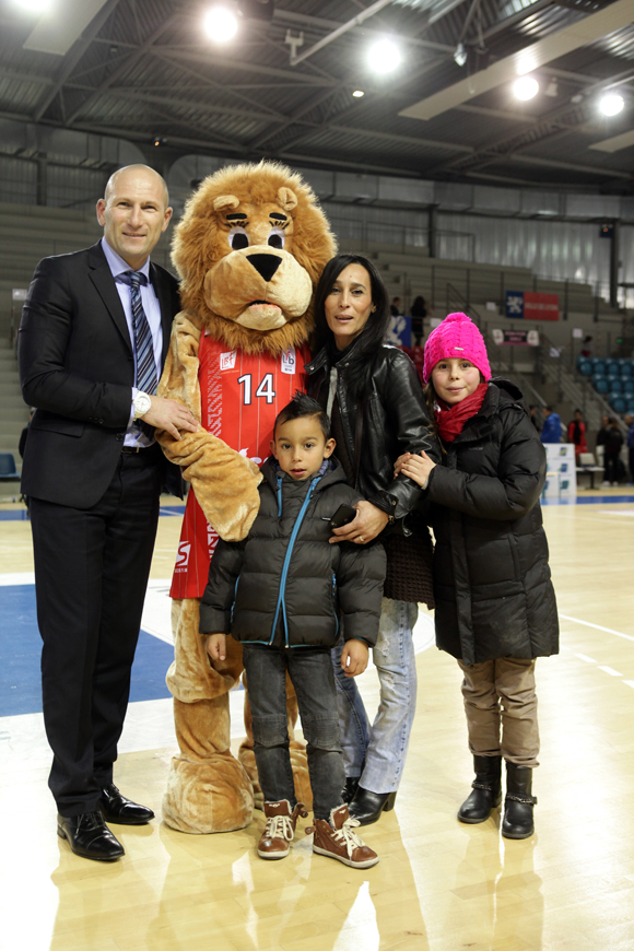 23. Olivier Ribotta (Lyon Basket Féminin), Soane, Sonia, Ville de Lyon et Kaela 