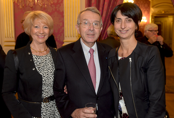 26. Jean-Luc da Passano, vice-président du conseil général, son épouse Bernadette et Anne-Marie Baezner (GL Events)