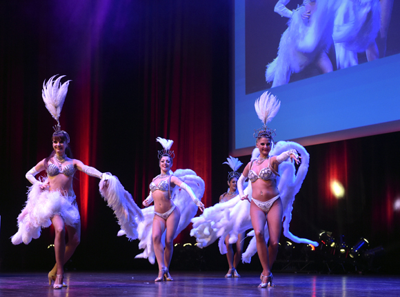 16. La troupe AEM événements de Danse