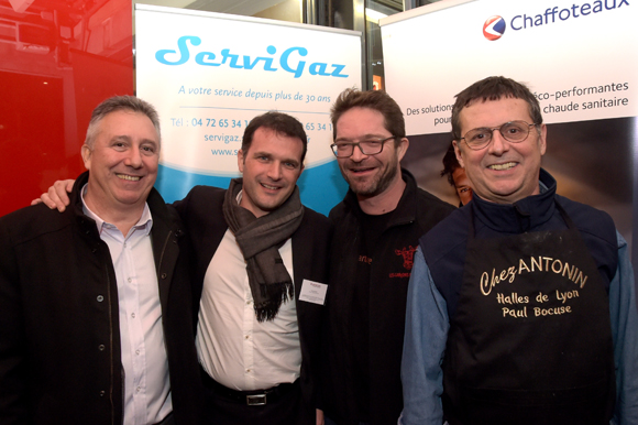 25. Philippe Neri (Servigaz), Laurent Issert (Chaffoteaux), Gilbert Vincent (Les Garçons Bouchers) et Eric Giraud (Chez Antonin)