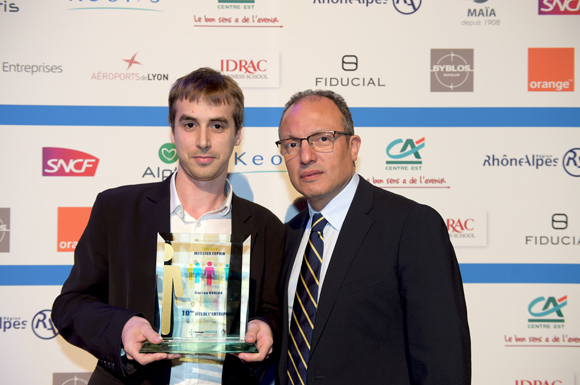 29. Trophée du meilleur espoir remis à Florian Bureau (APPS Panel) par Ali Hannas (Idrac)