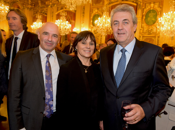 31. Bertrand Prade (Grand Lyon), Maître Richard Brumm, adjoint aux finances et son épouse Dominique