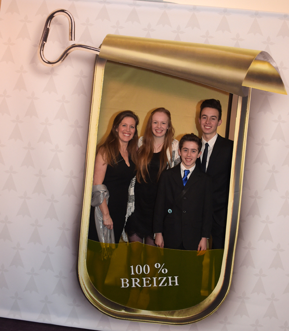 14. Leanne Bourguignon, ses enfants Alissia, Lucas et Christopher
