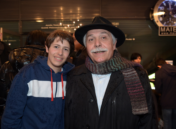 24. Alain Bideau (Centre Jacques Cartier) et son petit fils Barthélémy