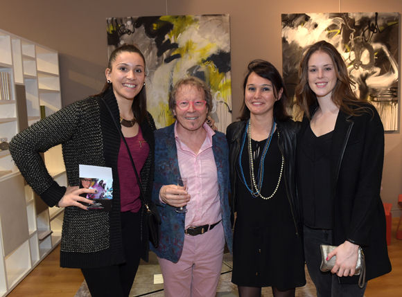 1. L’artiste peintre Dominique Grégoire, Sandrine Chausson (Raphaele Mobilier Contemporain), les basketteuses Margaux Galliou-Loko et Sara Chevaugeon (Lyon Basket Féminin)