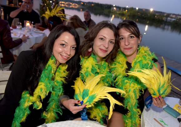 20. Marion Belabada, sa sœur Laurianne et Laure Vilar (O’Gré des Vents)
