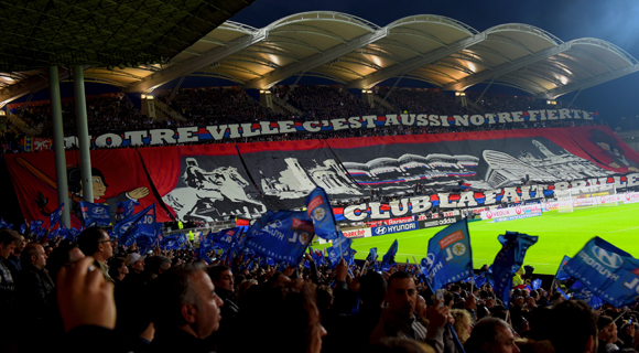 28. Le splendide tifo du Virage Nord