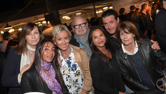 37. Jean-Claude Caro et son fan club