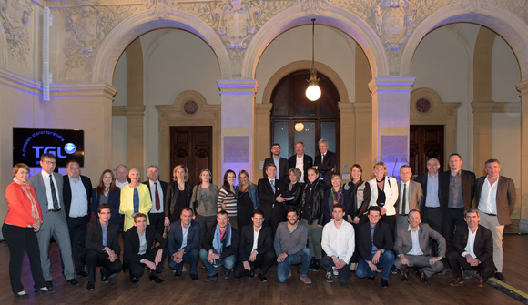 27. Photo de famille