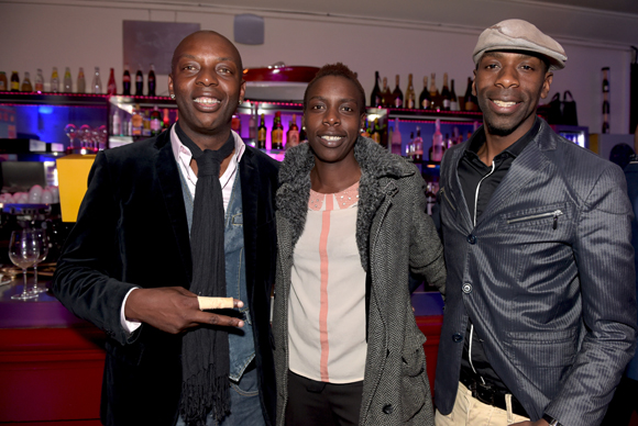 28. Albert Mabari (Halle de la Bourse), sa sœur Stéphanie et leur frère Thierry (M Tendance)
