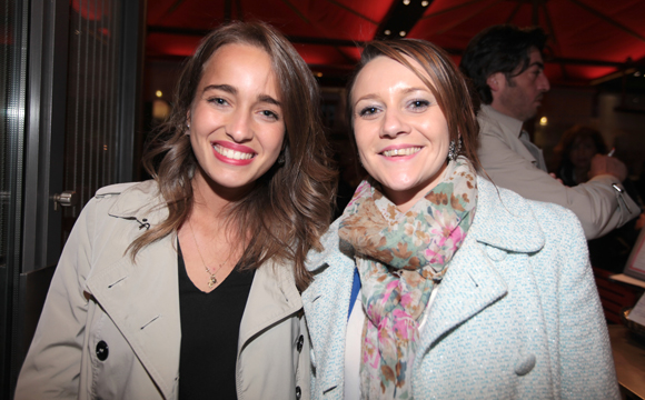 37. Equipe d'organisation : Ana Hazoud et Pauline Martin (Café du Pond)