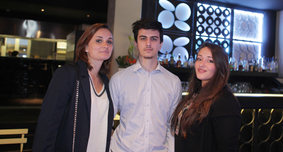 9. Marie-Sophie (Fac de Lyon médecine), Nicolas (Fac d’Anglais) et Julie (Fac de Lyon médecine) 