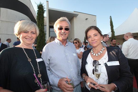 19. Christine Cormorèche, Guy Chezeaubernard, huissier, et Emmanuelle Mousset (Macc France)