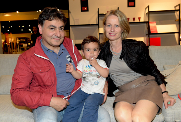 21. Alexis Danaguezian (Tactilabs), son épouse Zydre (Desigual) et leur fils Victor 