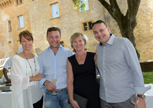 17. Frédéric Berthod (33 Cité), son épouse Cathy (33 TNP), Christophe Roure et son épouse Nati (9ème Art)