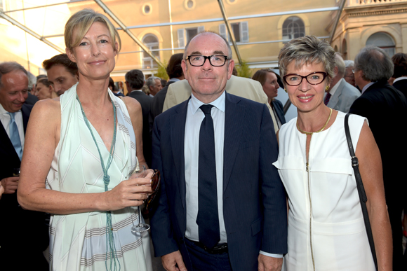 21. Laurence Balas, conseillère municipale, Yvon Léa, président de la Banque Rhône-Alpes et son épouse Nadine