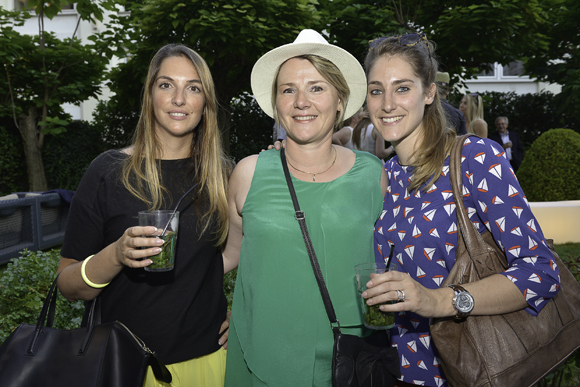 22. Sandra Devaud (Teamtour), Valérie Kern (Warwick Reine Astrid) et Marine Waeckerle