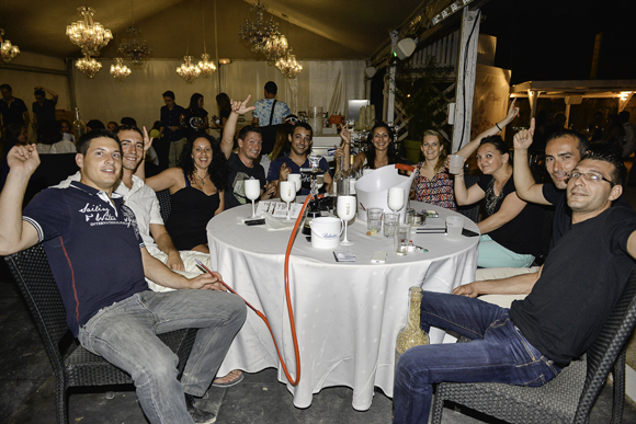 47. La table
