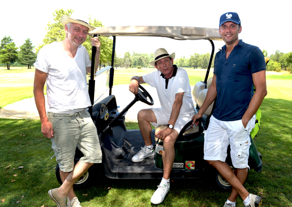 6. Hubert-Julien Laferriere, Jean-Pierre Gagneux et son fils Nicolas