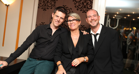 23. Jérôme Chabannes (Piano à Lyon), Marie-Claude Bernard (Axotel) et Vincent Aubertin, chanteur