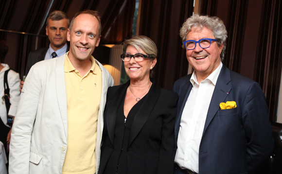 5. Le père David Grea, curé de Sainte Blandine, Marie-Claude et Roland Bernard (Axotel)