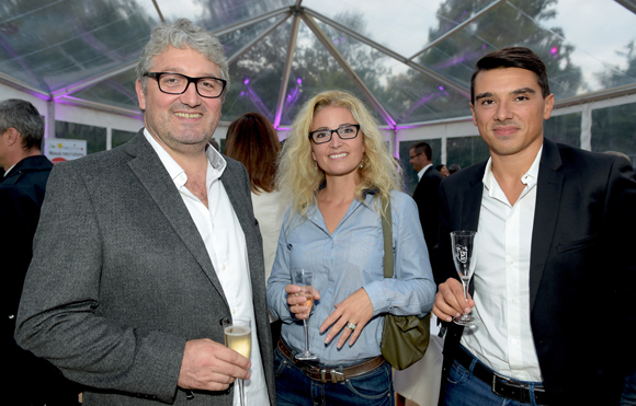 7. David Terrier, sa sœur Siegrid (Promo Cash) et Antoine Oran (Mumm Champagne)