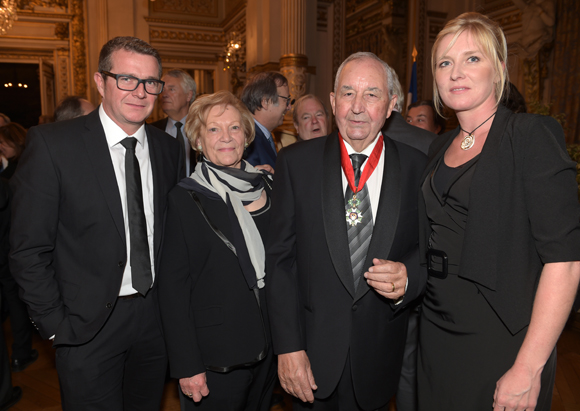 25. David Butillon (Garage Butillon), son épouse Alexandrine, Jean-Paul Mauduy, et son épouse Betty