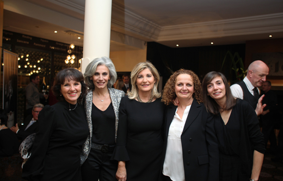 33. Marie (Pavillon de la Rotonde), Nathalie Vaude, Chantal Partouche et Roselyne Greck (Multis) et Céline Greck (Piccadilly