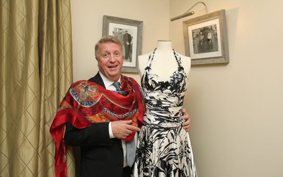 4. Michel Lopez présente Nicolas Fafiotte couture
