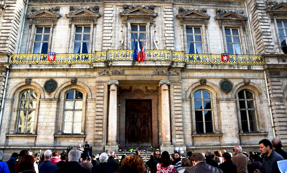 Attentats de Paris. Une minute de silence non partagée à Lyon