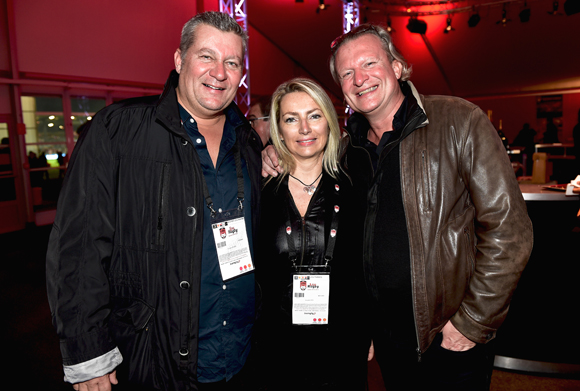 27. Christophe Gerbaud, son épouse Corinne (Assurances Paris Gerbaud) et Eric Verbrugge (Eurocave)