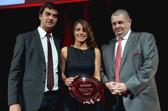 32. Stéphanie Cerrone, gagnante du concours Unexpected Chef entourée par Jérémy Desprets, directeur de Confluence et Christophe Marguin, président des Toques Blanches