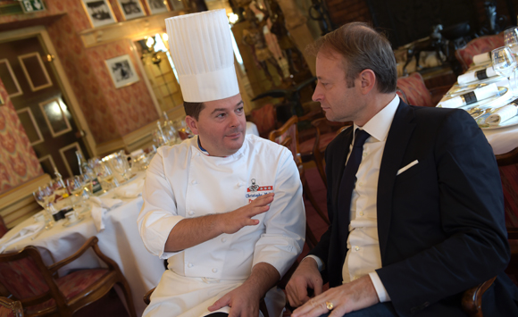33. Grande discussion entre 2 chefs