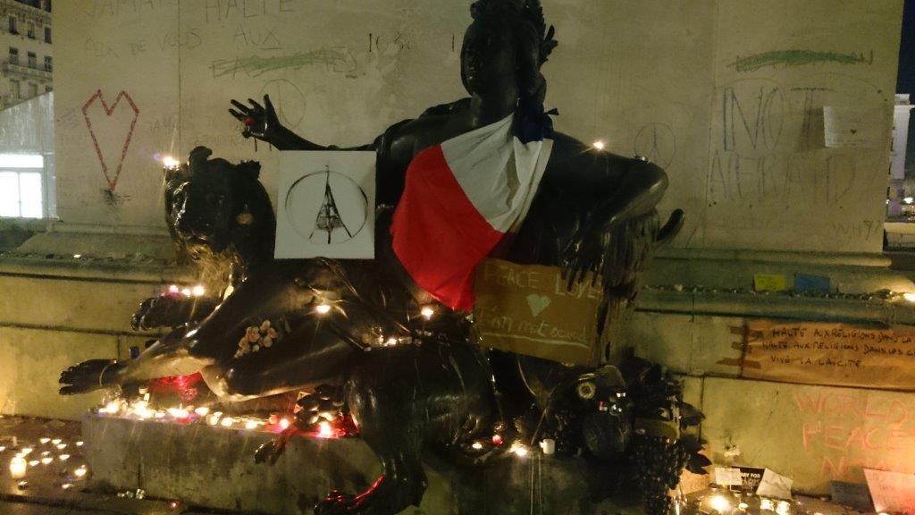 Attentats de Paris. Les Lyonnais solidaires