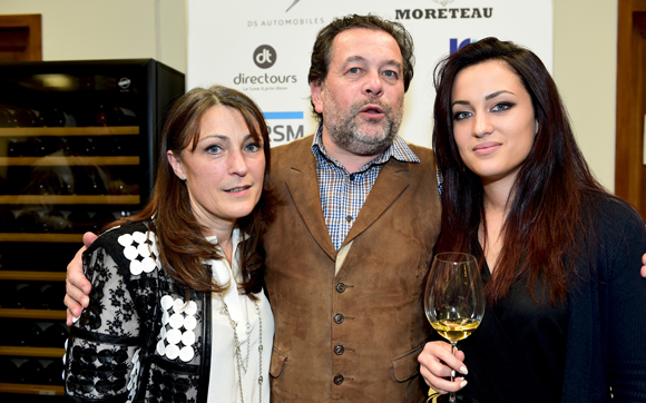 22. Michel Chapoutier, son épouse Corinne et Mathilde