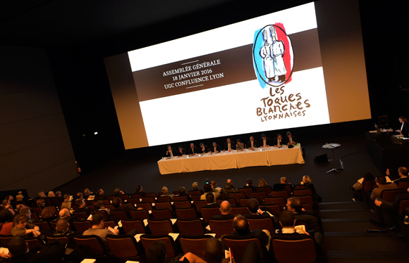 15. L’assemblée générale commence