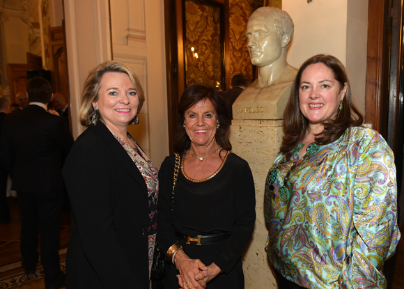 26. Florence Darbon, adjointe au maire du 6ème, Béryl Maillard, consul de St Domingue et Florence Chavancy