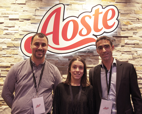 27. L’équipe de la boutique Aoste : Grégory Bard, Sophie Bailly et Bruno Gil 