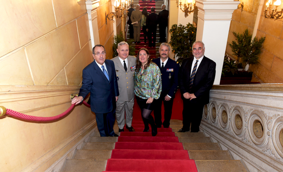 28. Michel Delpuech, préfet de Région, le général Pierre Chavancy, gouverneur militaire de Lyon, son épouse Florence, le général Jean-Jacques Borel, commandant la défense aérienne et Georges Képénékian, premier adjoint au maire de Lyon