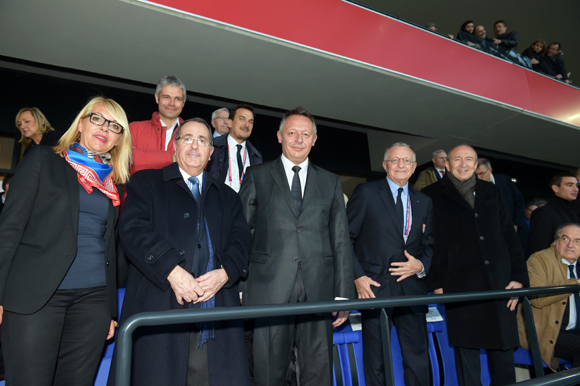 30. Laurence Fautra, maire de Décines, Michel Delpuech, Préfet du Rhône, Thierry Braillard, secrétaire d’Etat aux Sports, Jean-Michel Aulas président de l’OL et Gérard Collomb, sénateur maire de Lyon